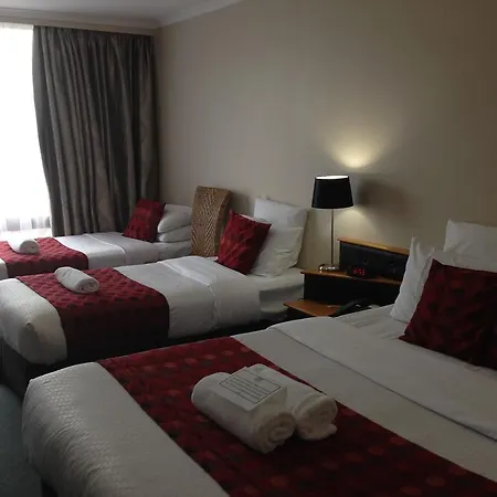Commodore Regent Launceston Room photo